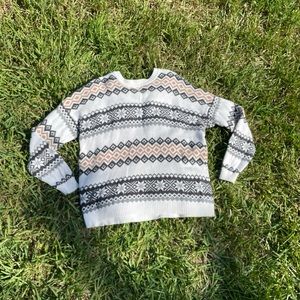 White & Brown Hollister Sweater